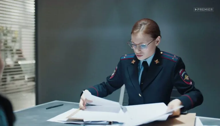 Момент из 19 серии 1 сезона